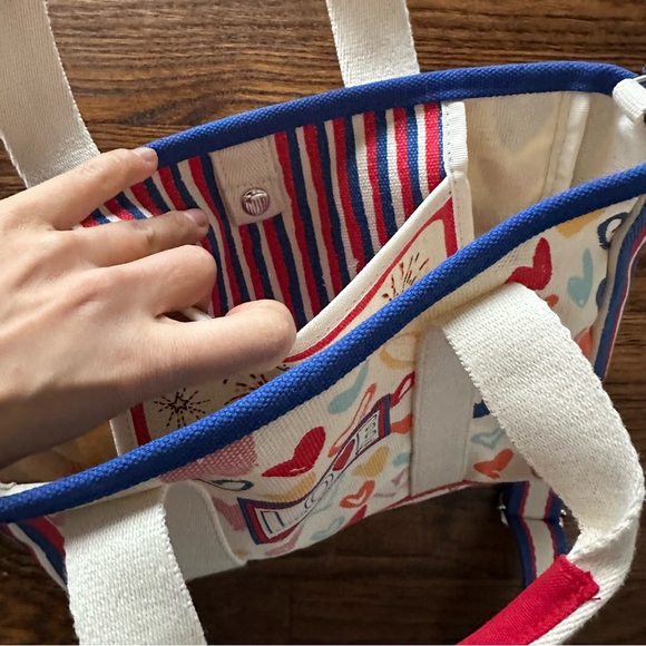 Brighton red white and blue Heart Canvas Totes - Picture 16 of 16